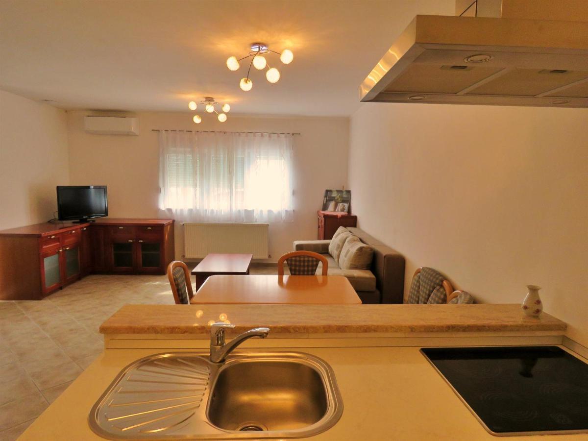 Apartments Stare Duce 6 Omiš Kültér fotó